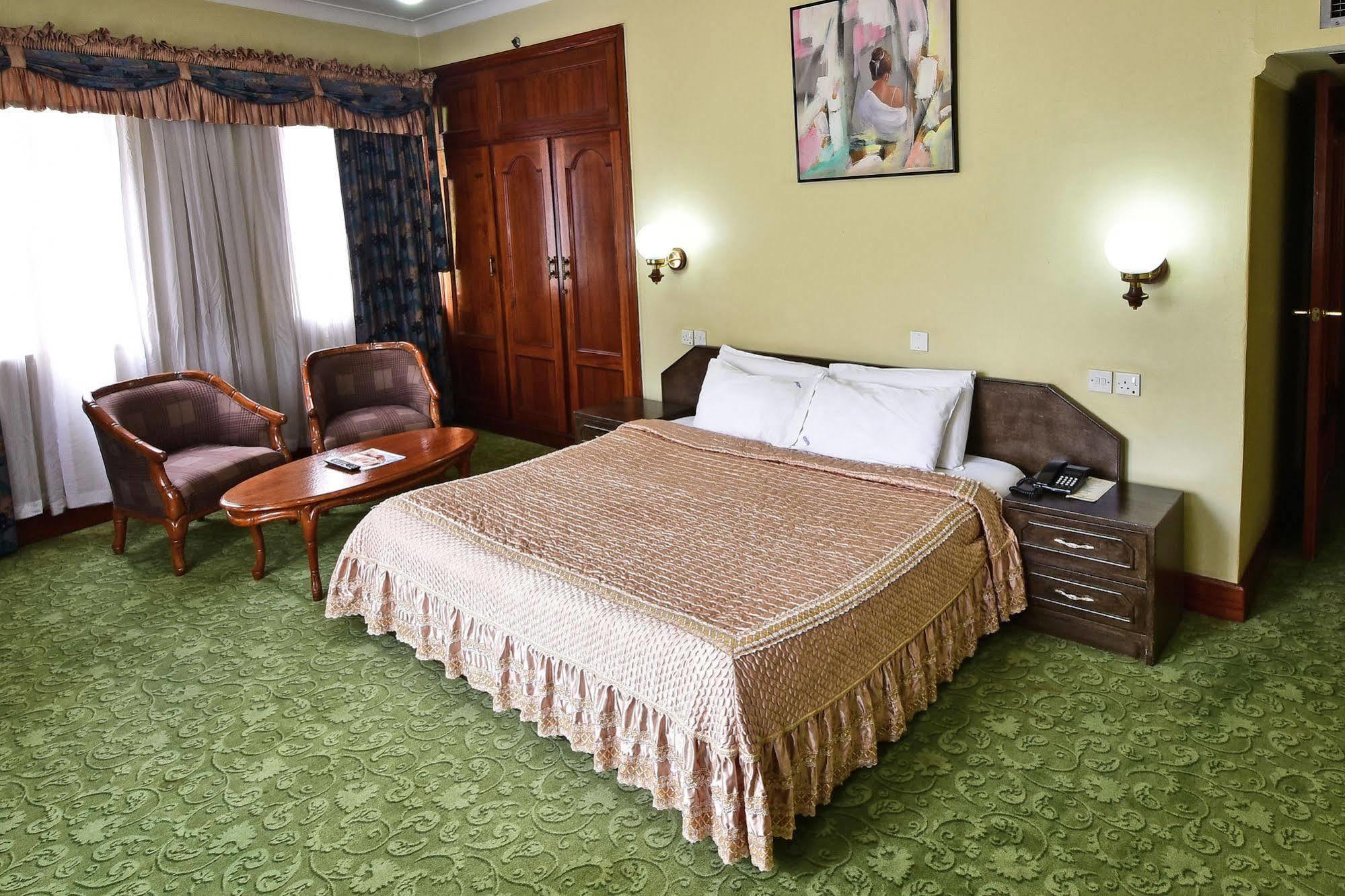 Grand Imperial Hotel Kampala Esterno foto