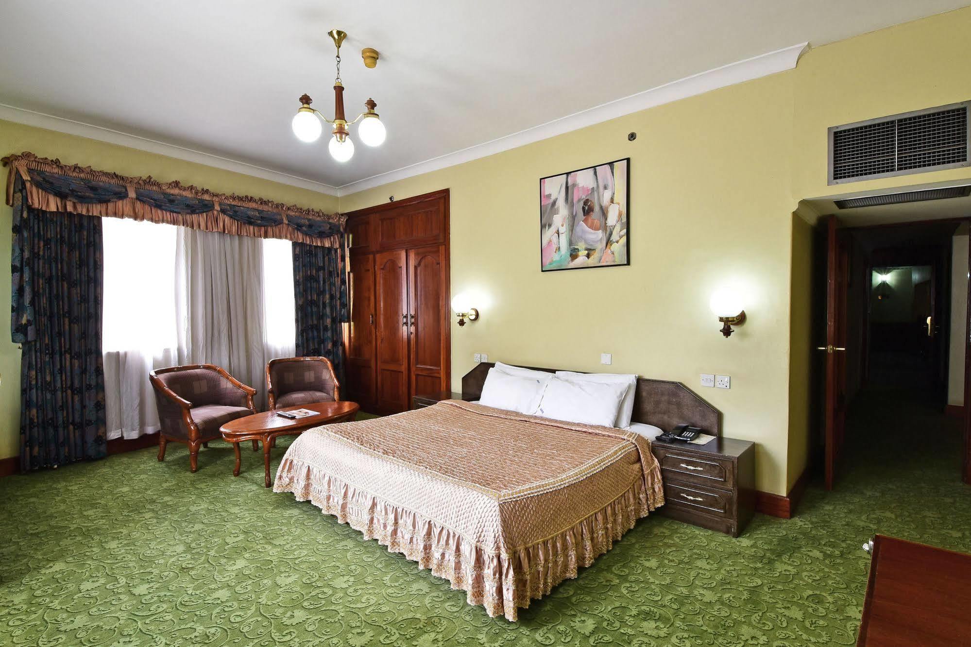 Grand Imperial Hotel Kampala Esterno foto